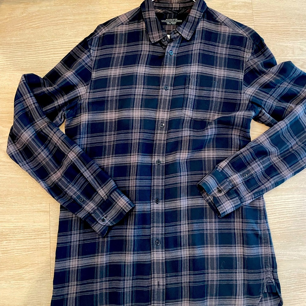 ALL SAINTS // PLAID BUTTON DOWN // OVERSIZED FIT // MEDIUM // GOOD CONDITION